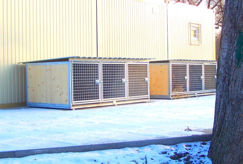 Odstavné boxy pro psy